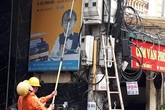 Hóa đơn điện tăng gấp 3 lần: Đến hẹn dân kêu, ấm ức chưa dứt Hóa đơn điện tăng gấp 3 lần: Đến hẹn dân kêu, ấm ức chưa dứt