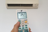 Nhiều hộ gia đình có tiền điện “đột ngột” cao gấp đôi tháng trước, EVN Hà Nội nói gì? Nhiều hộ gia đình có tiền điện “đột ngột” cao gấp đôi tháng trước, EVN Hà Nội nói gì?