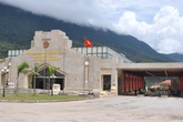 Xử phạt người vượt biên trái phép vì không muốn đi cách ly Xử phạt người vượt biên trái phép vì không muốn đi cách ly