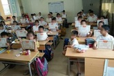 Con em chúng ta có thực sự giỏi khi giấy khen phủ kín lớp học? Con em chúng ta có thực sự giỏi khi giấy khen phủ kín lớp học?