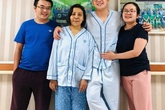 Người mẹ hồi sinh nhờ lá gan con trai trao tặng Người mẹ hồi sinh nhờ lá gan con trai trao tặng