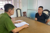 Tạm giữ gã dùng ảnh nóng ép cô gái 9X quan hệ tình dục Tạm giữ gã dùng ảnh nóng ép cô gái 9X quan hệ tình dục