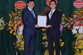 Công bố quyết định giao quyền Bộ trưởng Bộ Y tế với GS.TS Nguyễn Thanh Long Công bố quyết định giao quyền Bộ trưởng Bộ Y tế với GS.TS Nguyễn Thanh Long