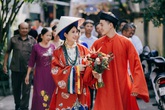 Cô dâu chú rể diện gây ấn tượng mạnh khi cổ phục triều Nguyễn trong ngày cưới Cô dâu chú rể diện gây ấn tượng mạnh khi cổ phục triều Nguyễn trong ngày cưới