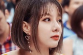 Vẻ ngoài trẻ hơn tuổi của nữ MC tuổi Dần có nguy cơ bị mù Vẻ ngoài trẻ hơn tuổi của nữ MC tuổi Dần có nguy cơ bị mù