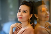 Cẩm Ly tuổi 50: 'Tôi phải nhún nhường, thậm chí nhịn nhục chồng' Cẩm Ly tuổi 50: 'Tôi phải nhún nhường, thậm chí nhịn nhục chồng'