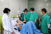 Một tuần nữa, phi công Anh hồi hương sau 115 ngày điều trị tại Việt Nam Một tuần nữa, phi công Anh hồi hương sau 115 ngày điều trị tại Việt Nam