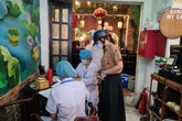 Người Hải Phòng quanh khu vực có trường hợp cách ly, phong tỏa thận trọng hơn trong sinh hoạt Người Hải Phòng quanh khu vực có trường hợp cách ly, phong tỏa thận trọng hơn trong sinh hoạt