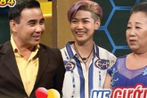 MC Quyền Linh bất ngờ trước mẹ chồng đặc biệt, khuyên con dâu phải ăn mặc sexy lên MC Quyền Linh bất ngờ trước mẹ chồng đặc biệt, khuyên con dâu phải ăn mặc sexy lên