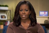 Michelle Obama chỉ trích ông Trump là 'tổng thống sai lầm' Michelle Obama chỉ trích ông Trump là 'tổng thống sai lầm'
