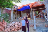 Diễn viên Bảo Thanh khoe nhà xây tặng bà ngoại sắp hoàn thành Diễn viên Bảo Thanh khoe nhà xây tặng bà ngoại sắp hoàn thành