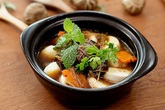 Đậu hũ non om nấm hương, món ăn chay tuyệt đỉnh cho ngày lễ Vu Lan Đậu hũ non om nấm hương, món ăn chay tuyệt đỉnh cho ngày lễ Vu Lan