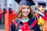 Nữ sinh Bách khoa đạt điểm trung bình môn học tuyệt đối Nữ sinh Bách khoa đạt điểm trung bình môn học tuyệt đối