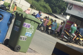 TP.HCM: Thương tâm bé sơ sinh bị bỏ rơi trong thùng rác ven đường, đã tử vong khi được phát hiện TP.HCM: Thương tâm bé sơ sinh bị bỏ rơi trong thùng rác ven đường, đã tử vong khi được phát hiện