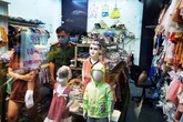 Nghi can tấn công nữ nhân viên shop thời trang bị bắt Nghi can tấn công nữ nhân viên shop thời trang bị bắt