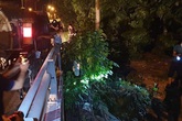 Phát hiện nhiều xe môi trường đổ trộm chất thải trên Đại lộ Thăng Long Phát hiện nhiều xe môi trường đổ trộm chất thải trên Đại lộ Thăng Long