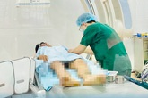 Cứu sống thanh niên đột ngột "ho ra máu sét đánh" nguy kịch tính mạng Cứu sống thanh niên đột ngột "ho ra máu sét đánh" nguy kịch tính mạng