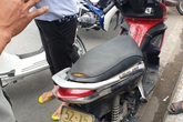 Nam thanh niên để lại xe máy, nhảy xuống sông Sài Gòn mất tích Nam thanh niên để lại xe máy, nhảy xuống sông Sài Gòn mất tích