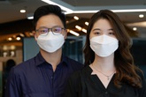 Trên tay KF94 - khẩu trang chuẩn HÀN QUỐC giá Việt chỉ 9.000đ Trên tay KF94 - khẩu trang chuẩn HÀN QUỐC giá Việt chỉ 9.000đ