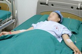 BS khuyến cáo: Xuất hiện hạch to tại vùng cổ cần cảnh giác với bệnh ung thư tuyến giáp BS khuyến cáo: Xuất hiện hạch to tại vùng cổ cần cảnh giác với bệnh ung thư tuyến giáp