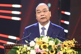 Thủ tướng dự Lễ công bố và trao Giải Búa liềm vàng lần thứ IV Thủ tướng dự Lễ công bố và trao Giải Búa liềm vàng lần thứ IV