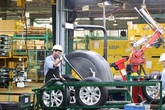 Linh kiện đắt gấp 3 lần Thái Lan, ô tô Việt quá khó để giảm giá Linh kiện đắt gấp 3 lần Thái Lan, ô tô Việt quá khó để giảm giá