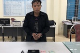 Đại uý cảnh sát bị bắn khi khám nhà Đại uý cảnh sát bị bắn khi khám nhà