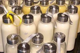 Sống trong khu nhà giàu Hà Nội, ngỡ ngàng vì không nghĩ kiếm tiền dễ thế Sống trong khu nhà giàu Hà Nội, ngỡ ngàng vì không nghĩ kiếm tiền dễ thế