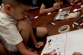 Thú vị cảnh học sinh vẽ chú tinh trùng và nàng trứng Thú vị cảnh học sinh vẽ chú tinh trùng và nàng trứng