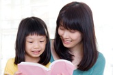 Bố hỏi vì sao điểm thi lại thấp hơn mọi khi, cậu bé bình thản giải thích khiến bố ngớ người Bố hỏi vì sao điểm thi lại thấp hơn mọi khi, cậu bé bình thản giải thích khiến bố ngớ người