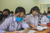 Học sinh phải đeo khẩu trang, ngồi cách nhau 1,5 m Học sinh phải đeo khẩu trang, ngồi cách nhau 1,5 m