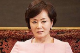 Từ nhà thông gia về, bố tôi nổi giận gỡ ảnh cưới của anh trai ném ra sân, còn mẹ thì nằm vật ra giường mà khóc than Từ nhà thông gia về, bố tôi nổi giận gỡ ảnh cưới của anh trai ném ra sân, còn mẹ thì nằm vật ra giường mà khóc than