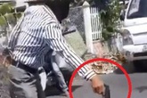 Bạc Liêu: Xác minh clip người đàn ông cầm súng chỉ trỏ sau va chạm giao thông Bạc Liêu: Xác minh clip người đàn ông cầm súng chỉ trỏ sau va chạm giao thông
