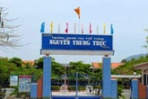 Nữ sinh lớp 12 đánh bạn tơi tả vì mâu thuẫn trên mạng xã hội Nữ sinh lớp 12 đánh bạn tơi tả vì mâu thuẫn trên mạng xã hội
