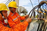 Vì sao điệp khúc 'tiền điện tăng do nắng nóng' chưa dứt Vì sao điệp khúc 'tiền điện tăng do nắng nóng' chưa dứt
