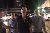 Bắt gã 9X tra tấn 2 bé gái trong nhà nghỉ Bắt gã 9X tra tấn 2 bé gái trong nhà nghỉ