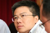 GS Ngô Bảo Châu: "Tôi rất thích mùi giấy" GS Ngô Bảo Châu: "Tôi rất thích mùi giấy"