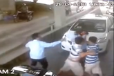 4 thanh niên hành hung 1 nữ nhân viên soát vé cầu Bãi Cháy 4 thanh niên hành hung 1 nữ nhân viên soát vé cầu Bãi Cháy