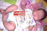 Cô bé lớp 7 sinh con cùng người yêu 15 tuổi Cô bé lớp 7 sinh con cùng người yêu 15 tuổi