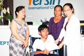 Tiếp sức Toàn "xe lăn" chinh phục Đại học Sài Gòn Tiếp sức Toàn "xe lăn" chinh phục Đại học Sài Gòn