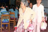 Nụ cười của người nghèo mắc bệnh ở xã Tân Long Nụ cười của người nghèo mắc bệnh ở xã Tân Long