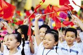 2013 người diễu hành mừng sự kiện “90 triệu con cháu Lạc Hồng” 2013 người diễu hành mừng sự kiện “90 triệu con cháu Lạc Hồng”