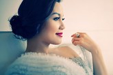 Ca sĩ Ngọc Anh không cao vẫn phải ngước nhìn Ca sĩ Ngọc Anh không cao vẫn phải ngước nhìn