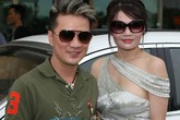 Bắt gặp Đàm Vĩnh Hưng cận kề với nữ đại gia Hà Tĩnh Nguyễn Thị Liễu Bắt gặp Đàm Vĩnh Hưng cận kề với nữ đại gia Hà Tĩnh Nguyễn Thị Liễu