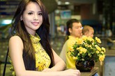 Lại Hương Thảo giản dị lên đường tham dự Hoa hậu thế giới Lại Hương Thảo giản dị lên đường tham dự Hoa hậu thế giới