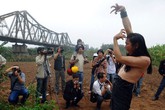 Nghệ sĩ hãy xem lại chính mình, đừng đổ lỗi cho... khán giả! Nghệ sĩ hãy xem lại chính mình, đừng đổ lỗi cho... khán giả!