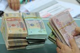 Sự “mơ hồ” khó hiểu từ nguồn vốn vay giá rẻ cho người dân Sự “mơ hồ” khó hiểu từ nguồn vốn vay giá rẻ cho người dân