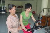 Nụ cười trở lại trên khuôn mặt cựu nữ đô vật số 1 Lê Thị Huệ Nụ cười trở lại trên khuôn mặt cựu nữ đô vật số 1 Lê Thị Huệ