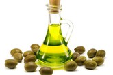 Công dụng ít người biết về dầu ô liu Công dụng ít người biết về dầu ô liu