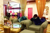 Căn nhà rực rỡ của nhà thiết kế Võ Việt Chung Căn nhà rực rỡ của nhà thiết kế Võ Việt Chung